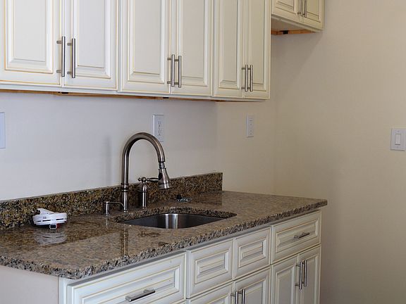 4th image of 13153 135th St