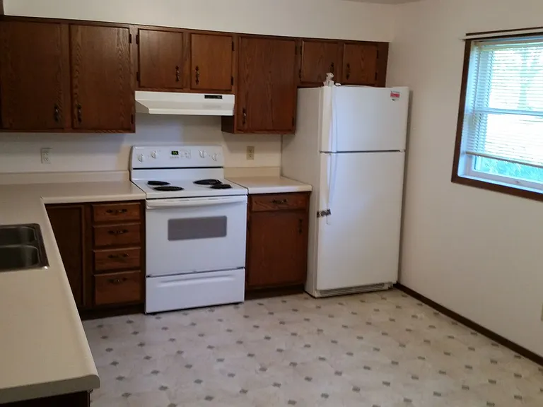 2823 Fandre Dr #2825 — Photo 2