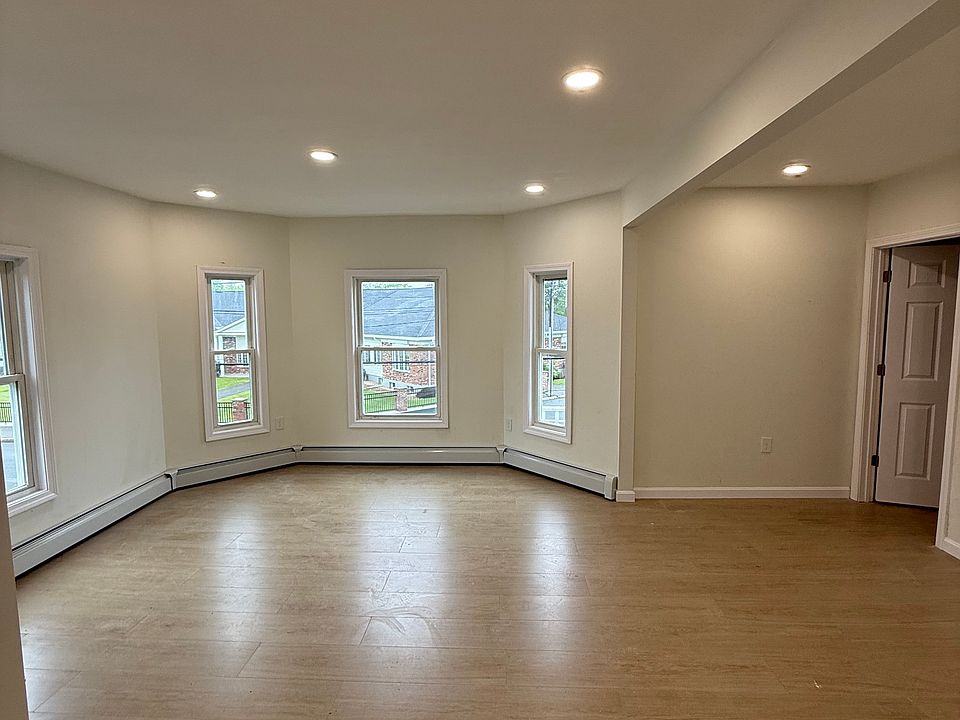 1st image of 76-78 Lowell St Floor 78-2