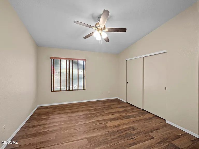 3067 W Country Hill Dr — Photo 22