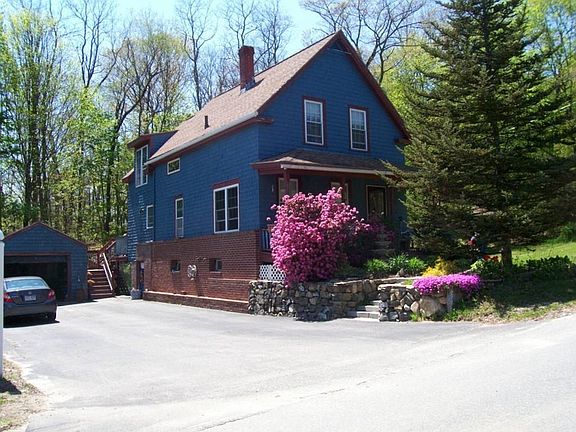 2nd image of 12 Amesbury St