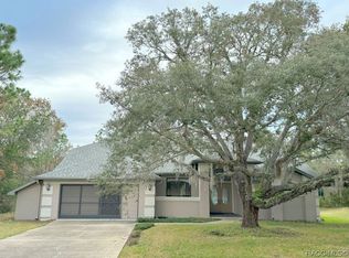 12 Poplar Ct S, Homosassa, FL 34446