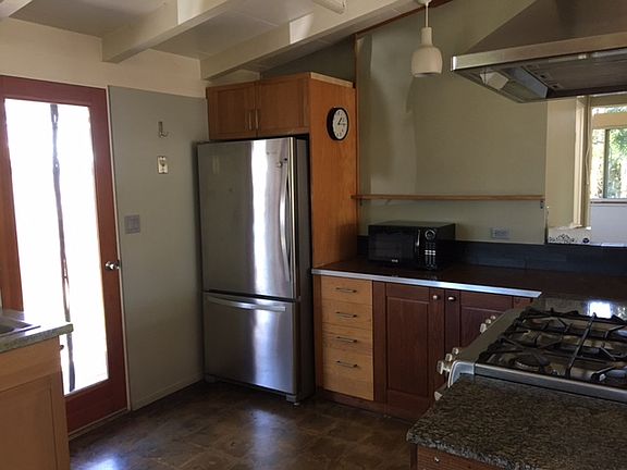 3rd image of 4652 Sauk Ave