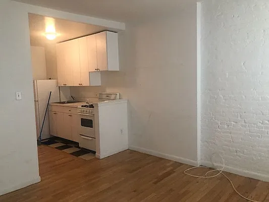Rented by Tompkins Square Realty | media 30