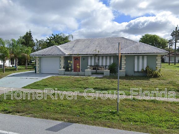 2nd image of 2496 Beacon Dr