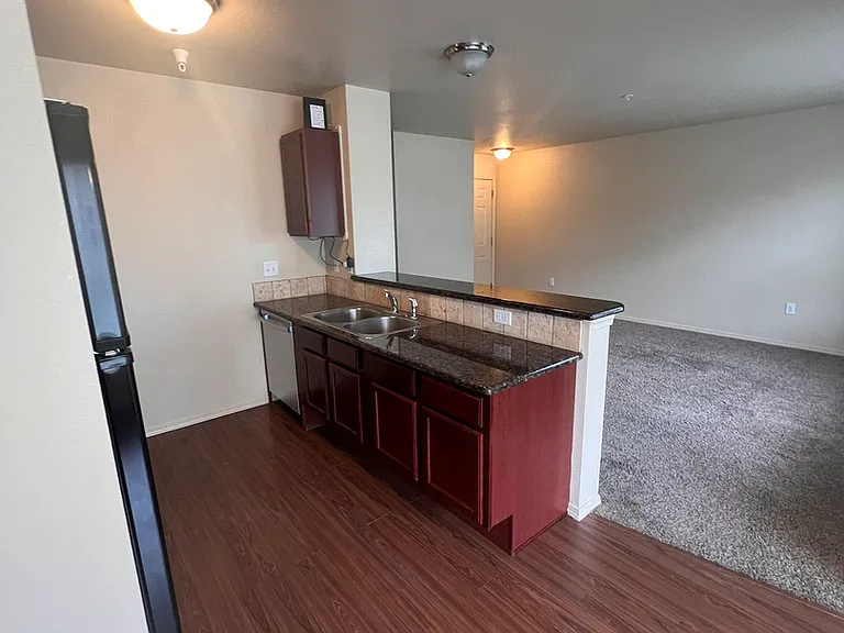 11010 W Brassy Cove Loop — Photo 16
