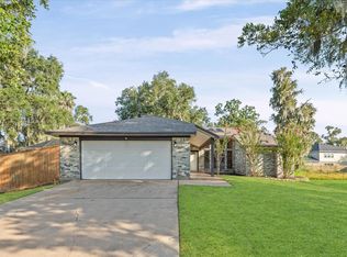339 Freeman Blvd, West Columbia, TX 77486