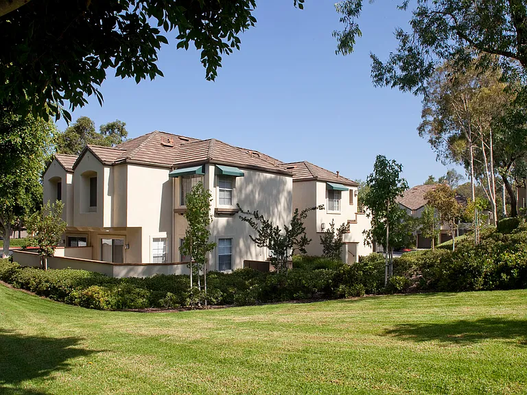 Turtle Rock Canyon Apartment Homes — Photo 13