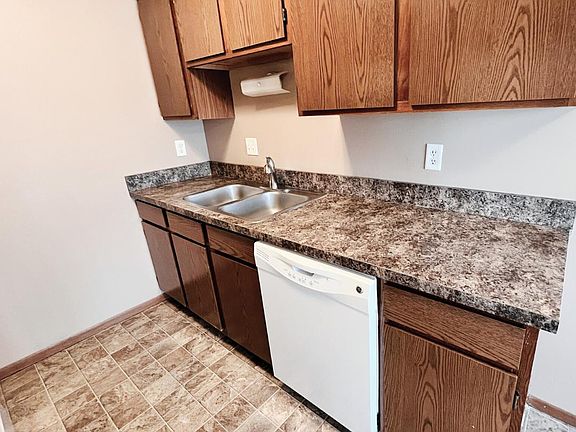 4th image of 1814 Knox St #16