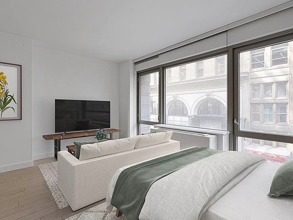 2nd image of 3 W 36th St APT 4D