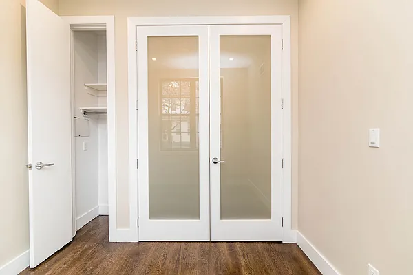 Rented by Nooklyn NYC LLC | media 30