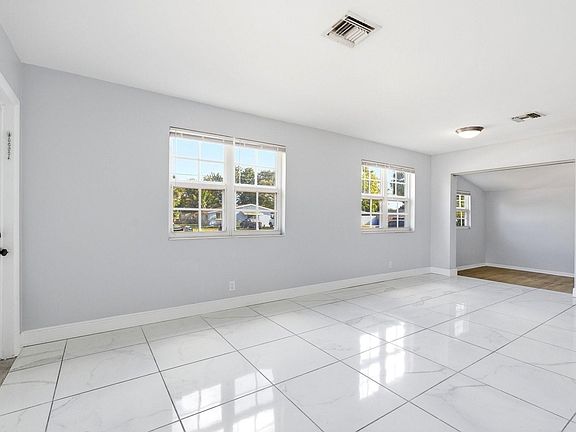 4th image of 5961 NW 42nd Avenue