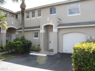 4771 Grapevine Way, Davie, FL 33331