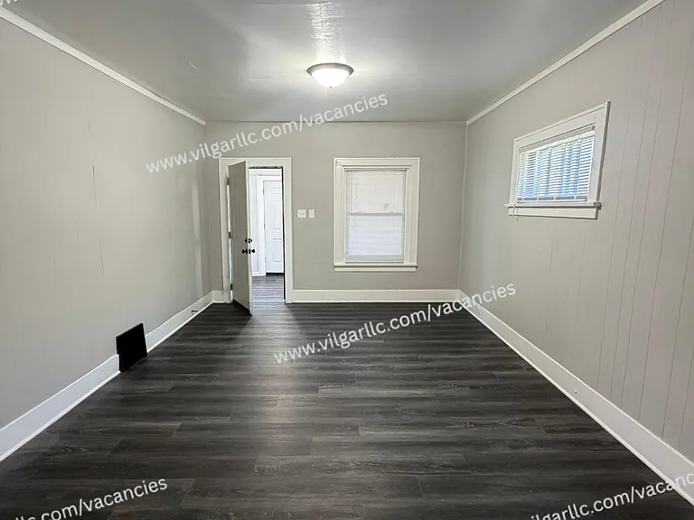 825 Merrill St — Photo 8