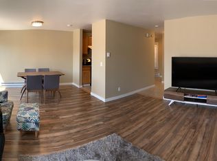 520 Bellevue Way SE APT 4, Bellevue, WA 98004