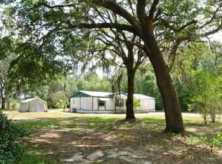 111 Camphor Rd, Hawthorne, FL 32640