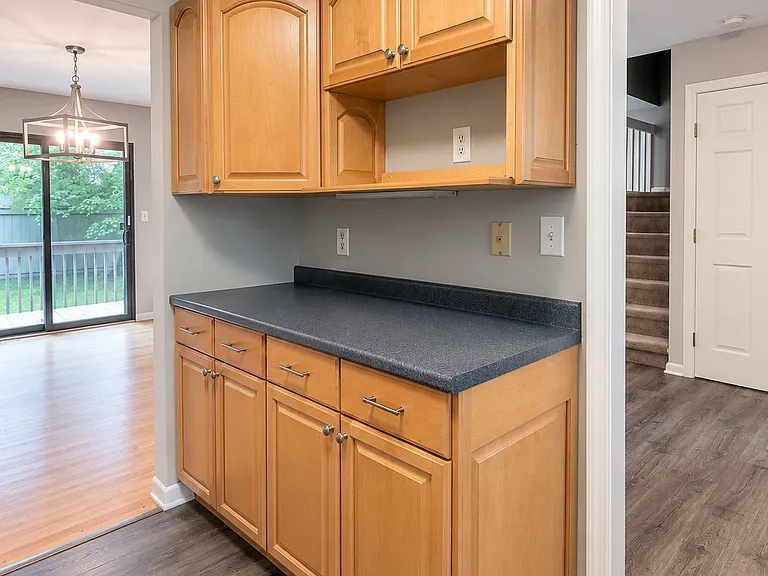 12 Greenbriar Dr #A — Photo 4