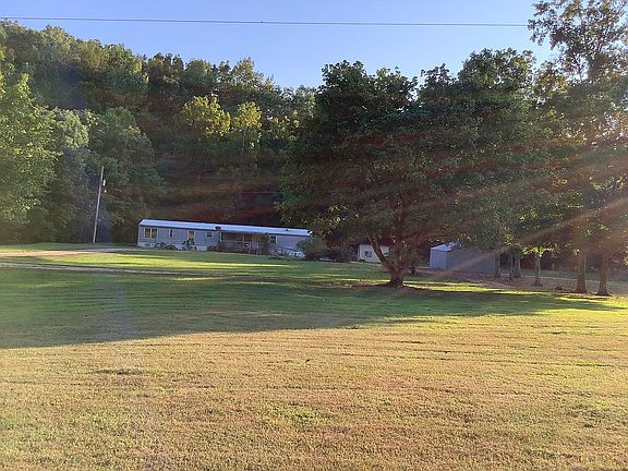 2nd image of 1647 Marsh Creek Rd