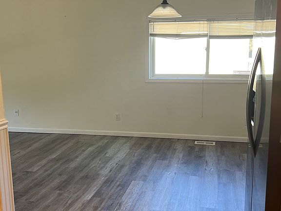 5th image of 1240 Marchi Dr