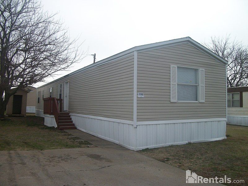1st image of 106 Kelly Ln