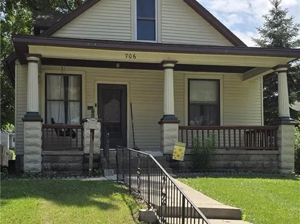 706 Mound St, Atchison, KS 66002