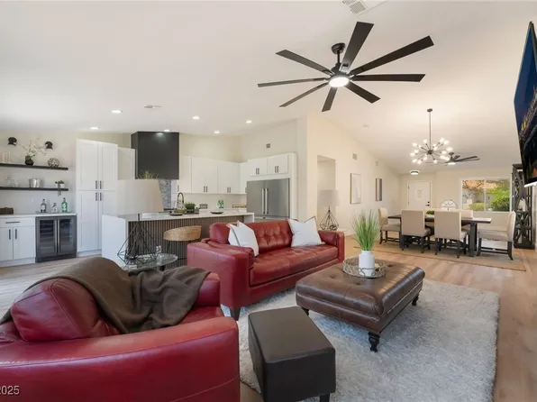 9705 Standard Ave, Las Vegas, NV 89129