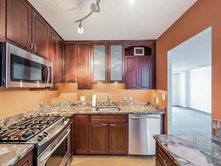 99 Pond Ave #608 — Photo 8