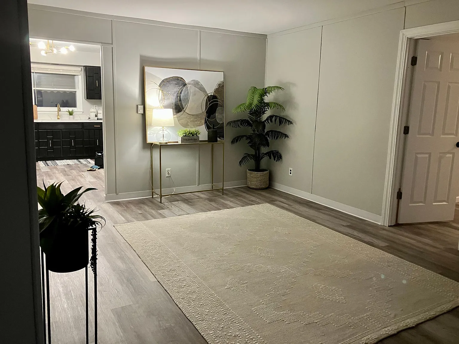 4 bed, 1750 sqft, $1,950 — Photo 2