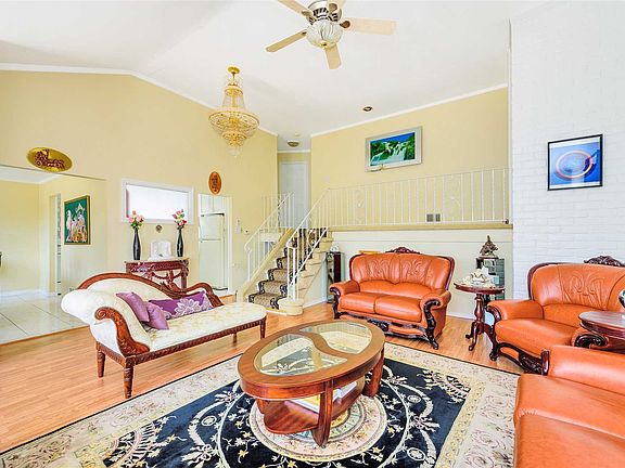 4th image of 1554 Sherwood Dr