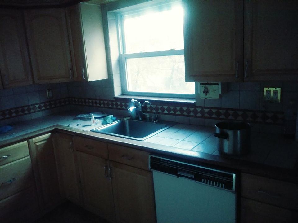 1st image of 9110 Avenue M