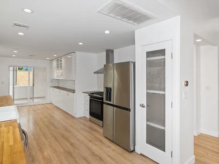 5035 Escobedo Dr #1 — Photo 8