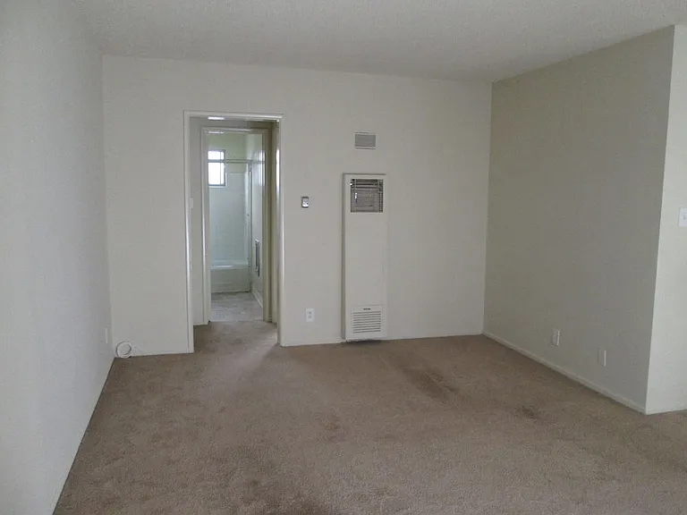 3339 Mentone Ave — Photo 14