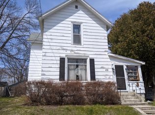 259 Goudreau St, Saint Ignace, MI 49781