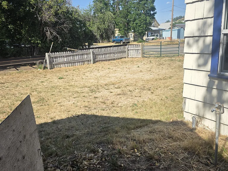 292 S 9th Ave — Photo 21