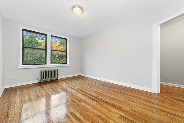 Rented by MNS | media 10