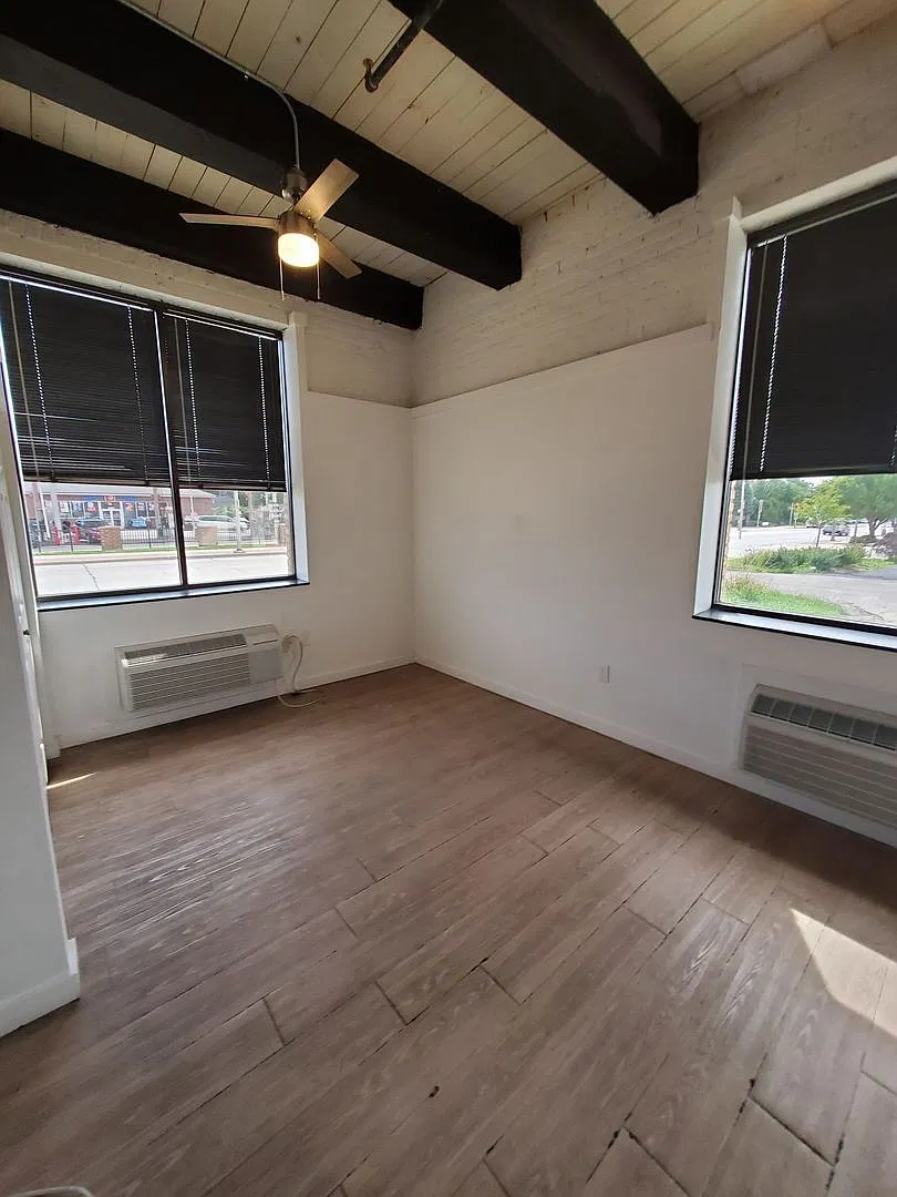The Bank - 2300 10th Ave. (25 Unit Luxury Apartments) — Photo 4