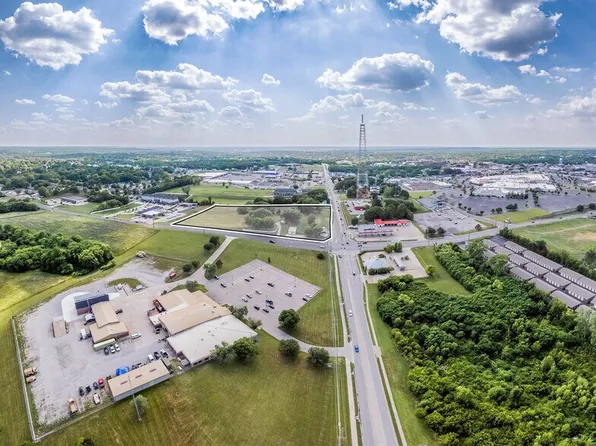 3910 Faraon St, Saint Joseph, MO 64506