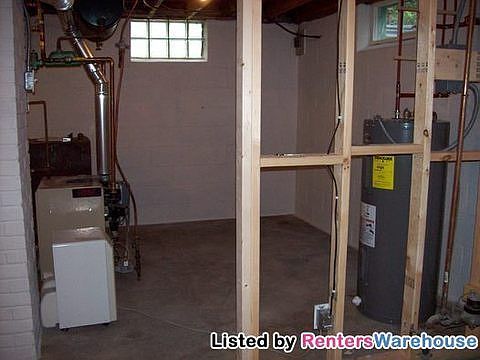 3rd image of 542 1st Ave E