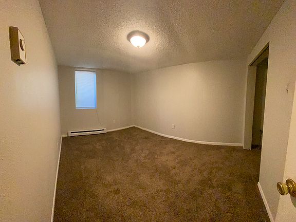 4th image of 1110 College St N APT 1