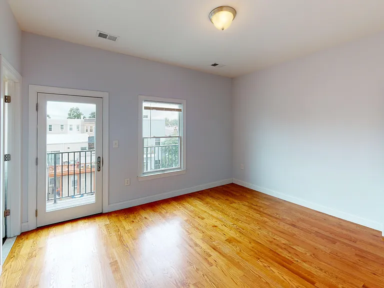 359 New York Ave #2 — Photo 21