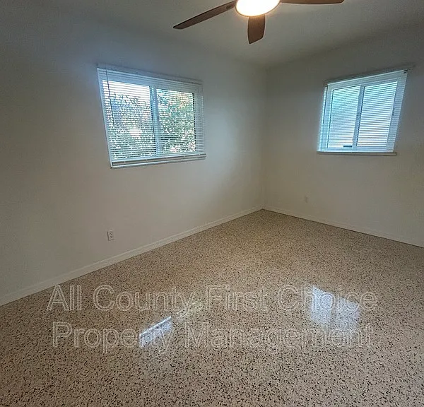 2819 53rd St N — Photo 17