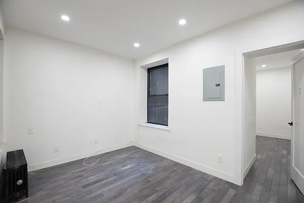 Rented by Triplemint | media 17