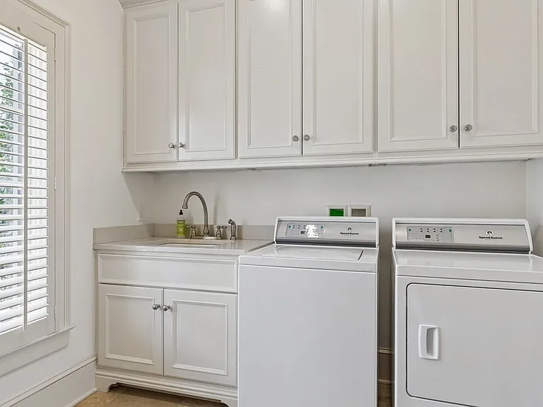 4533 Alcott Dr — Photo 45