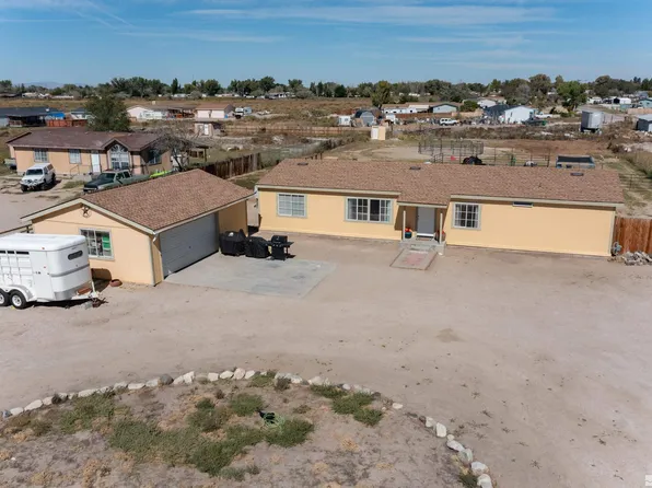 909 Thornbird Dr, Fallon, NV 89406
