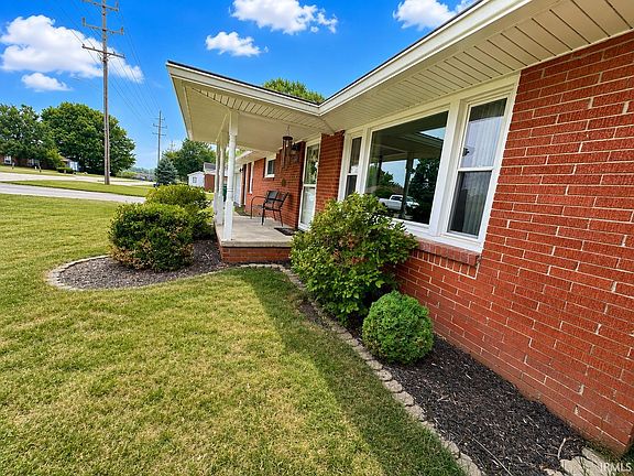 5th image of 345 E Kinsey Dr