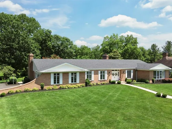 1270 Balmoral Dr, Cincinnati, OH 45233