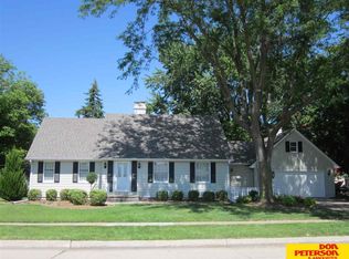 1712 Briarcliff Rd, Fremont, NE 68025