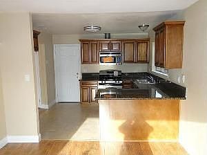 5th image of 6440 Hitchcock Way