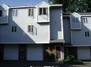 15 Brinley Way, Newington, CT 06111