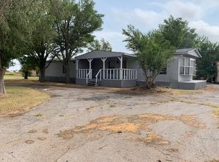 1725 Sorter Dr, Clinton, OK 73601